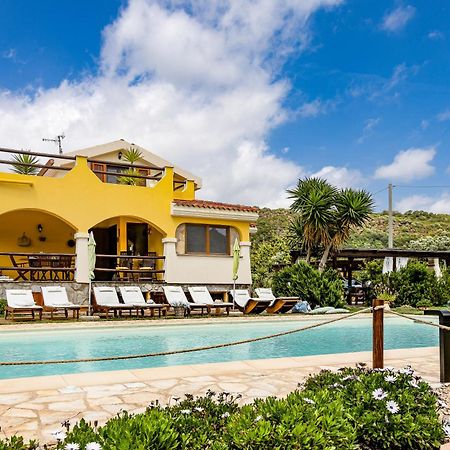 Villa Saige , Piscina Con Idromassaggio Алгеро Екстериор снимка