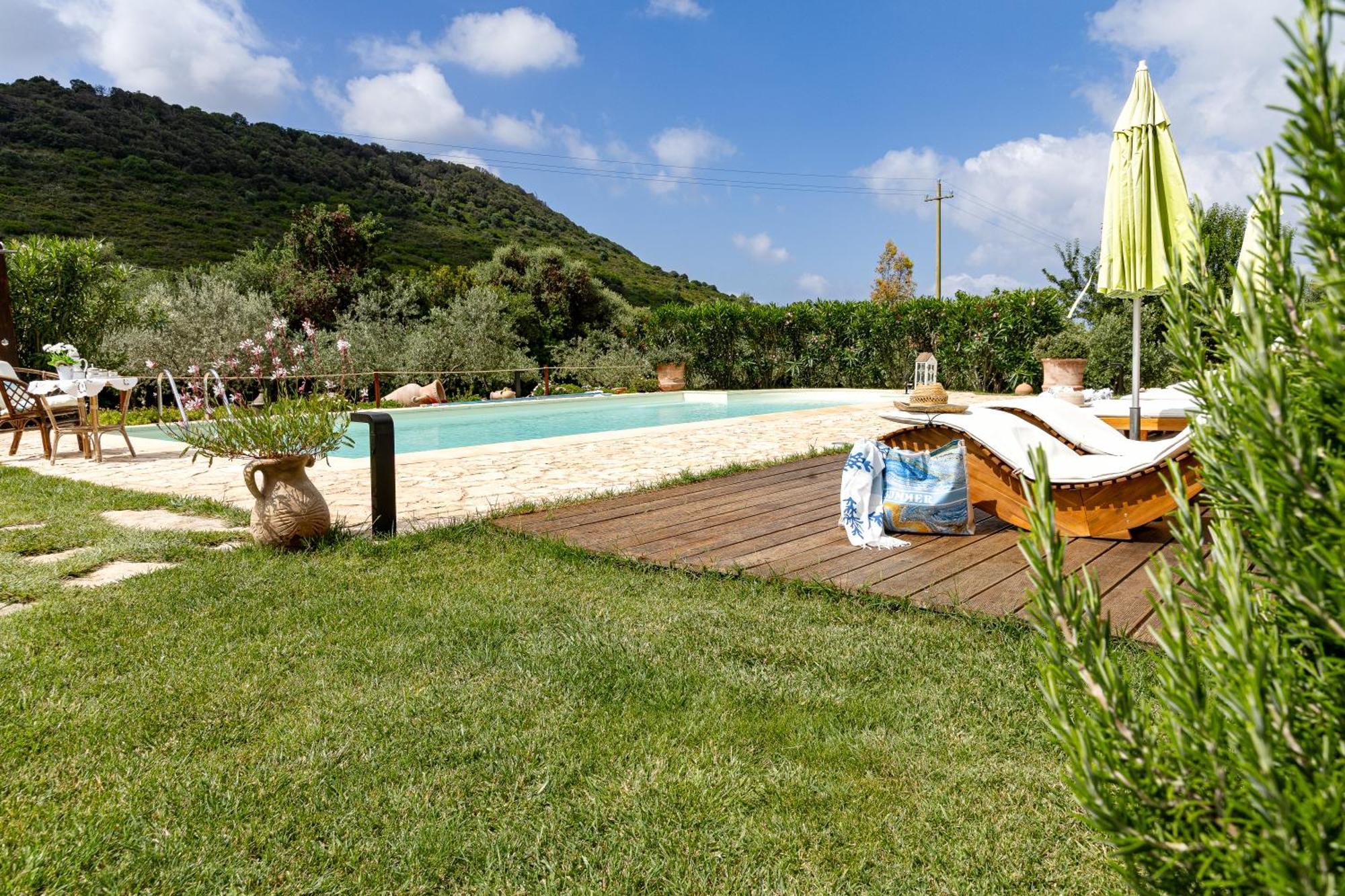 Villa Saige , Piscina Con Idromassaggio Алгеро Екстериор снимка